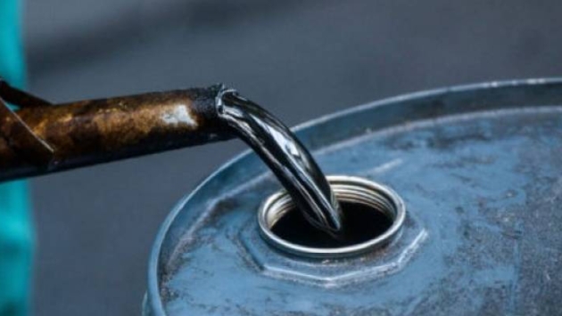 النفط يصعد 3% مع تقييم المستثمرين توقعات السوق والرسوم الجمركية الأمريكية