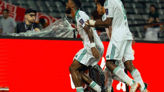 الأهلي يتأهل للنصر على نهائي السوبر السعودي ويضمن مليوني ريال على الأقل