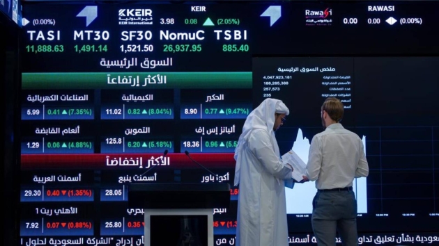 الأسهم السعودية تتحول إلى الربحية بمكاسب طفيفة بعد 3 أسابيع من الخسائر