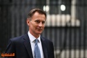وزير مالية بريطانيا يتعهد بتعزيز النمو ويلتزم بالزيادات الضريبية
