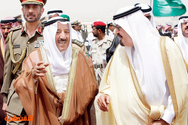 سفير السعودية لدى الكويت يستقبل المعزين