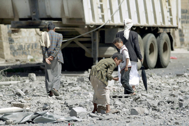 مصادر يمنية: ميليشيا الحوثي تعتقل مقاتليها المنسحبين من المدن بتهمة الخيانة