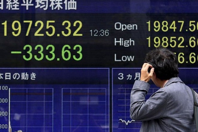 تراجع مؤشرات الأسهم اليابانية في الجلسة الصباحية