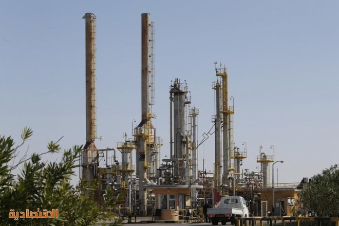 تراجع الإنتاج 75% عقب إغلاق الموانئ النفطية شرق ليبيا