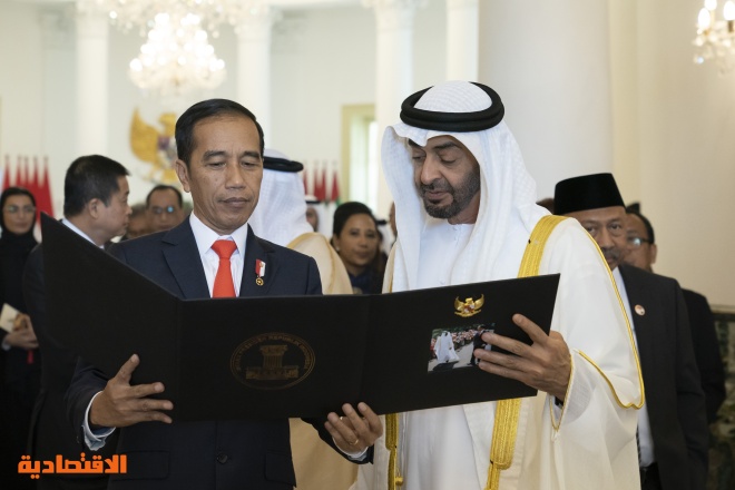 الرئيس الإندونيسي يوقيع صفقات بـ 18.8 مليار دولار في مجالي الطاقة والتجارة خلال زيارته أبوظبي