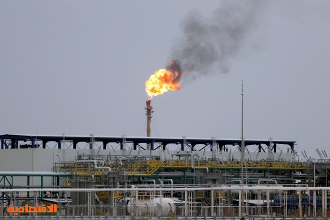 العراق يخفض صادرات النفط في أغسطس ويضخ دون هدف "أوبك+"