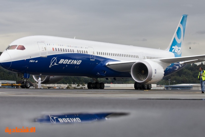 "بوينج" توقف تشغيل 8 طائرات "دريملاينر 787" لعيوب في التصنيع