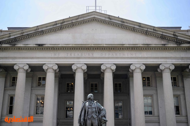 مسؤولان في الاحتياطي الفيدرالي يؤيدان مواصلة رفع الفائدة لاحتواء التضخم