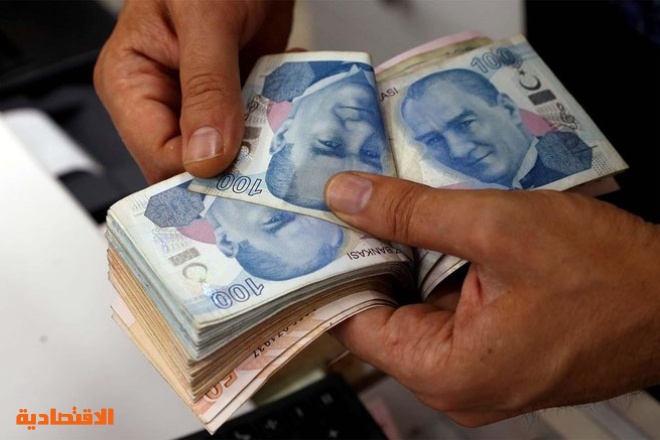 الليرة التركية تتراجع 4 % .. تجاوزت الـ 20 مقابل الدولار لأول مرة