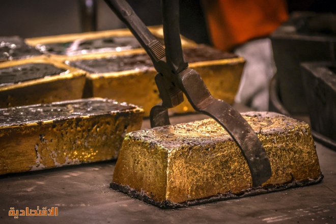   الذهب يتأهب لأسوأ أسبوع منذ فبراير وسط توقعات التشديد النقدي