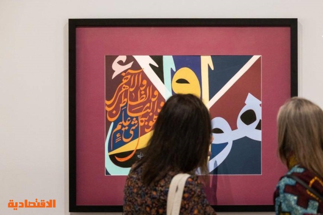 «رحلة الكتابة والخط» .. تجربة تكشف معالم الفنون العربية