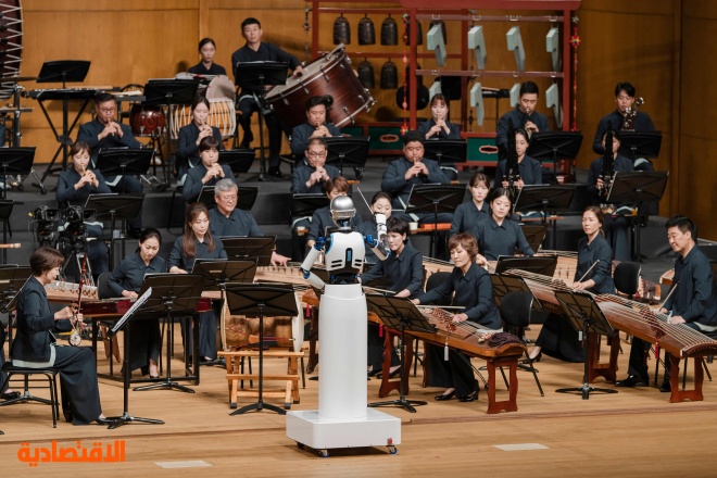 روبوت يقود فرقة موسيقية لأول مرة في كوريا الجنوبية 