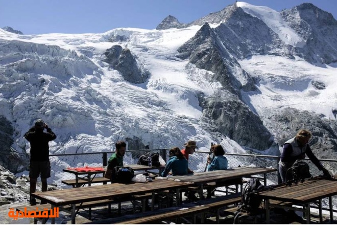2023 لا يحمل أخبارا سارة للأنهار الجليدية السويسرية .. تدهور في موسم الذوبان