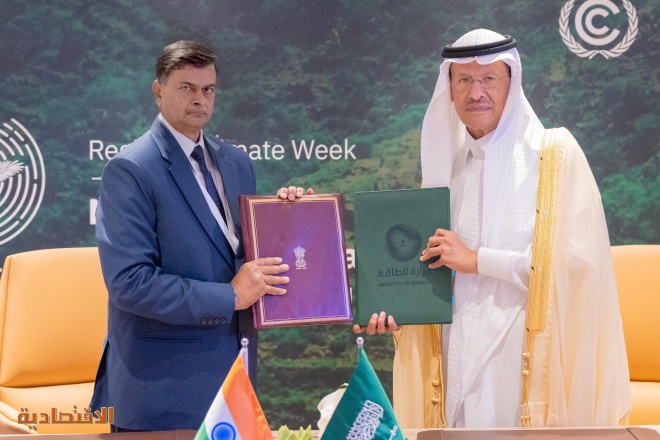 السعودية والهند توقعان مذكرة تفاهم في مجال الربط الكهربائي والهيدروجين الأخضر النظيف 
