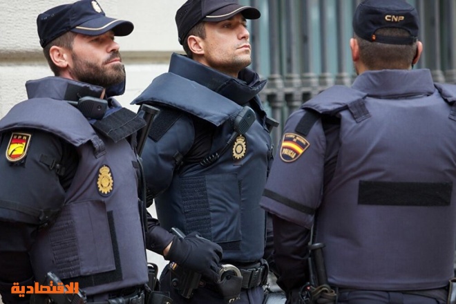 تفكيك عصابة للسطو على منازل لاعبين في إسبانيا .. 6 متهمين في 8 عمليات