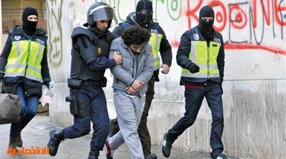 الرباط تعتقل مغربيا وتركيين مرتبطين بتنظيم "داعش"
