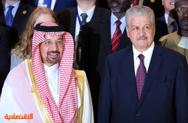 وزير الطاقة: السعودية قادرة على تحمل الاتجاه الحالي في سعر النفط