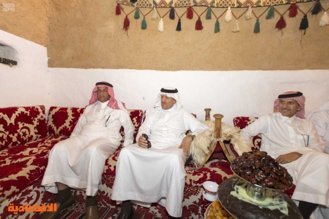 الأمير سلطان بن سلمان يتفقد المواقع الأثرية في الجوف