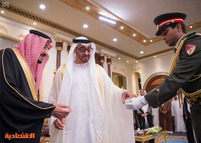خادم الحرمين يشرف مأدبة العشاء الرسمية بمناسبة زيارته لدولة الإمارات