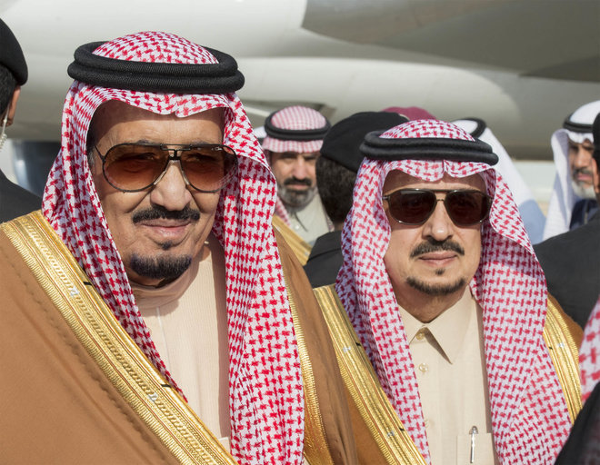 خادم الحرمين الشريفين يصل إلى الرياض قادما من الكويت