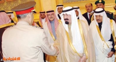 الملك يصل الرياض بعد ترؤسه وفد المملكة في 3 قمم