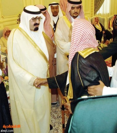 الملك يتلقى رسالة من القذافي