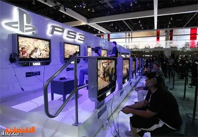 شركات (E3) و (Xbox) و (Sony) و (Nintendo)  للألعاب يشاركون في معرض الترفيه الإلكتروني في لوس أنجلس الذي افتتح بالأمس.