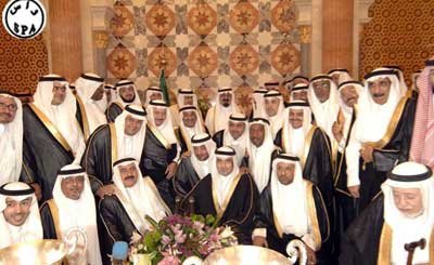 الملك عبدالله يتوج الأهلي بجائزة خادم الحرمين الشريفين للتفوق الرياضي و 4 ملايين ريال