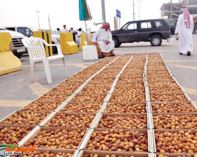 نقل التمور يزدهر من بريدة مكة الأكثر والخرخير الأغلى صحيفة الاقتصادية