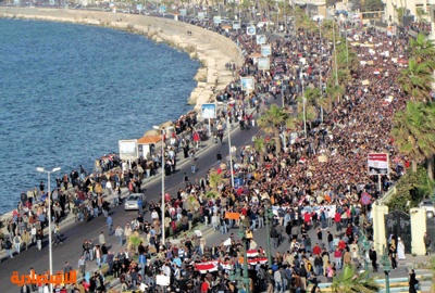 مصر.. هروب آلاف المساجين.. وعشرات الجثث قرب سجن أبو زعبل