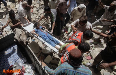انهيار مبنى في جنوب مدينة كراتشي يسفر عن خسائر بشرية