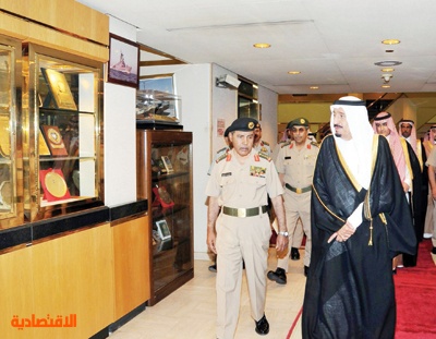 وزير الدفاع للقادة العسكريين نبهوني إذا أمرت بإجراء يخالف الأنظمة