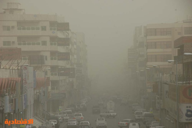 تعليق الدراسة في مكة المكرمة والمدينة المنورة بسبب الغبار