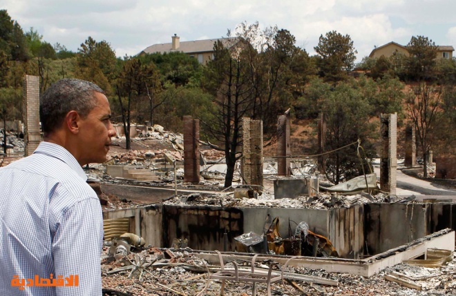 أوباما يتفقد آثار الدمار الناجم عن حريق غابات هائل بولاية كولورادو
