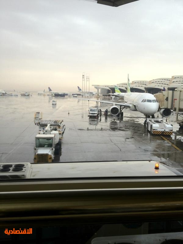 أمطار متوسطة على مدينة الرياض