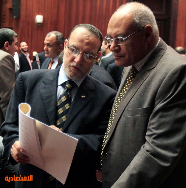 مصر: الجمعية التأسيسية توافق بالإجماع على المسودة النهائية للدستور المصري
