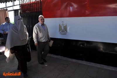 بدء تصويت المصريين في الخارج في الاستفتاء على مسودة الدستور