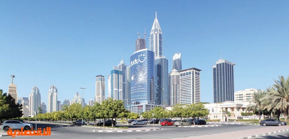 اقتصاد الإمارات يخرج من شرنقة الأزمة العالمية ويتجه للنمو في 2013