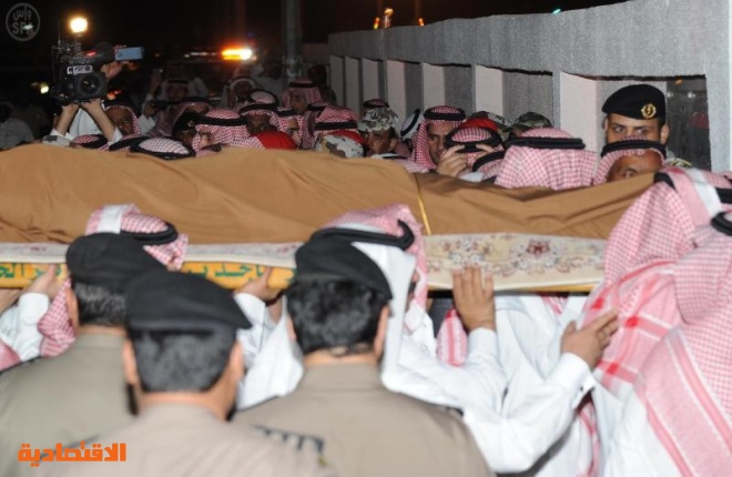"العدل" تحتضن جثمان أمير الرياض