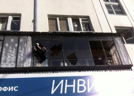 قصة مصورة : اصابة نحو 1000 شخص نتيجة سقوط نيازك فوق الاورال في روسيا