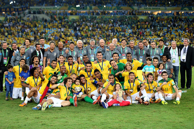 البرازيل تنهي حقبة "الأسبان" وتتوج بلقب القارات