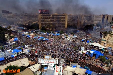 قصة مصورة: ماذا يحدث في مصر ؟