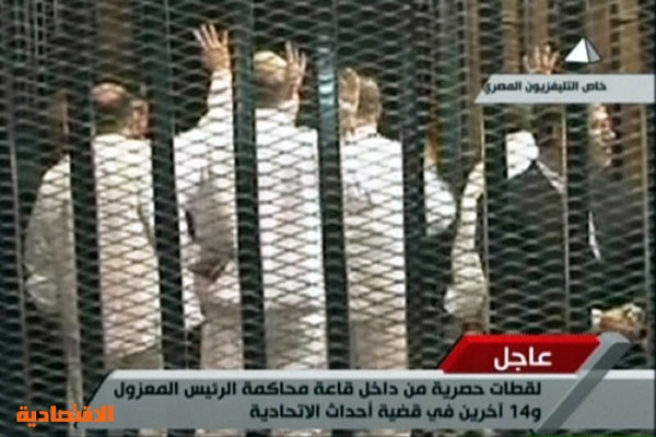 مسؤول أمني مصري: نقل مرسي إلى سجن برج العرب غرب الإسكندرية