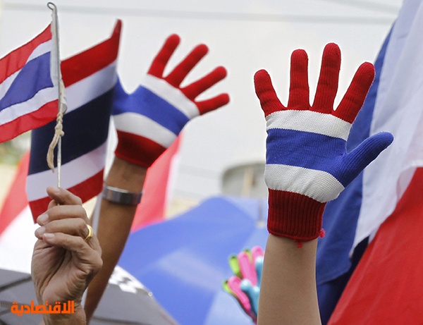 قصة مصورة: المتظاهرون التايلانديون يحتلون المجمع الحكومي الرئيسي