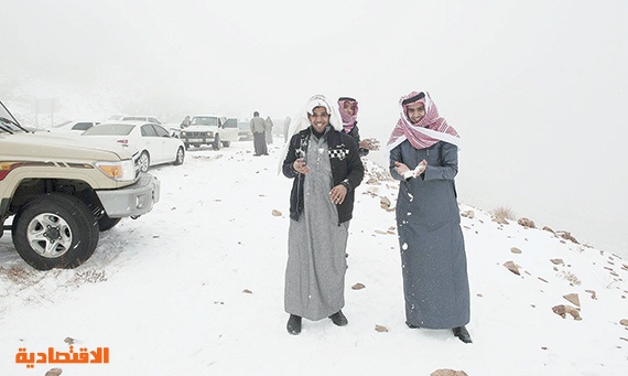 موجة الثلوج تتجه للشمال السعودي .. وأمطار متوقعة على الغربية