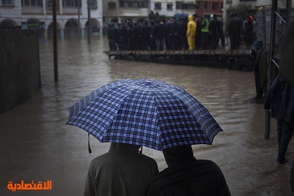 قصة مصورة : 64 مليون دولار خسائر غزة الناجمة عن العاصفة الثلجية