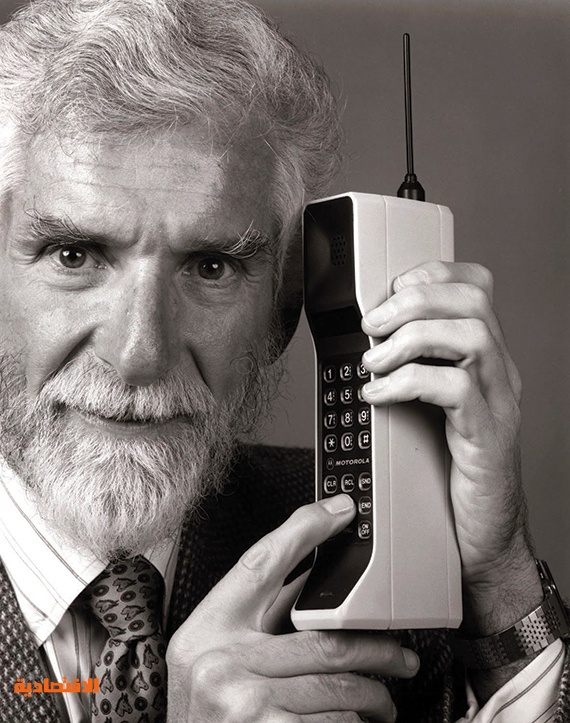 مارتن لورانس كوبر.. مخترع الهواتف المتنقلة