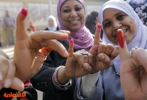 إقبال كبير على التصويت في الاستفتاء على الدستور في مصر