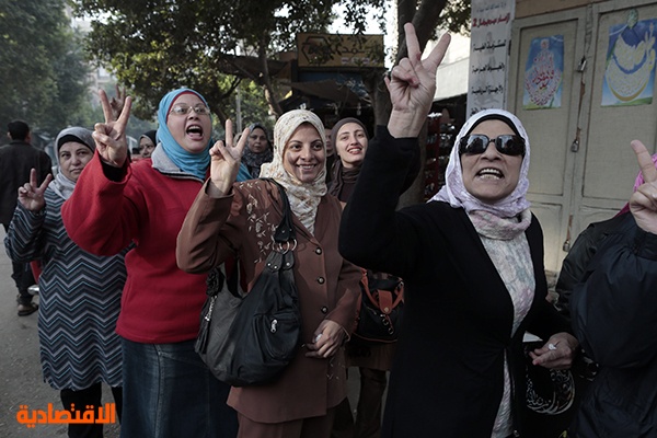 إقبال كبير على التصويت في الاستفتاء على الدستور في مصر