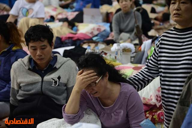 قصة مصورة :عدد ضحايا العبارة الكورية الجنوبية الغارقة يرتفع إلى 25